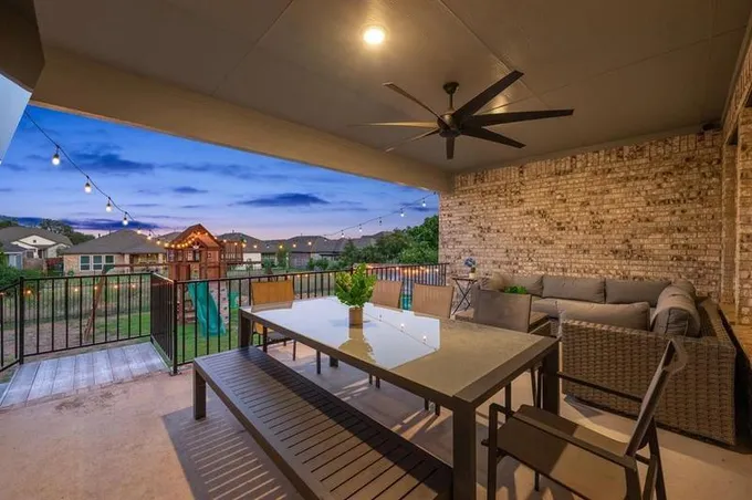 1402 Pink Granite Blvd, DRIPPING SPRINGS, TX 78620 for Sale