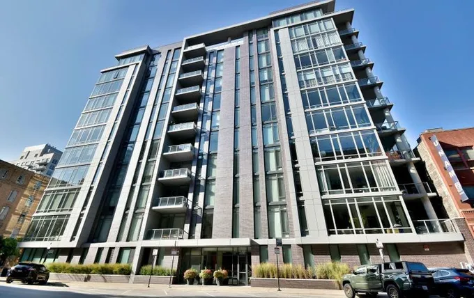 360 W Erie St #6D, Chicago, IL 60654 - MLS 11896804 for Sale