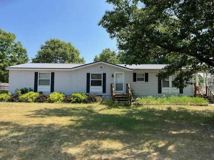 359A ELK AVE, Oxford, WI 53952 Single Family Residence For Sale  MLS# 1966915