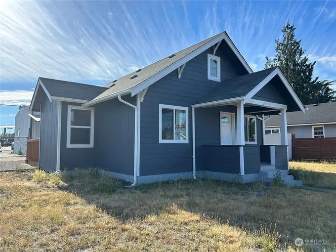 6846 S Puget Sound Ave, Tacoma, WA 98409  MLS# 2046091 for Sale