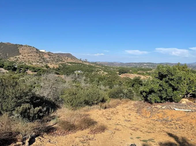 0 0 Capo Dr/Los Gatos Rd, Temecula, CA 92590 - MLS SW22186360 for Sale