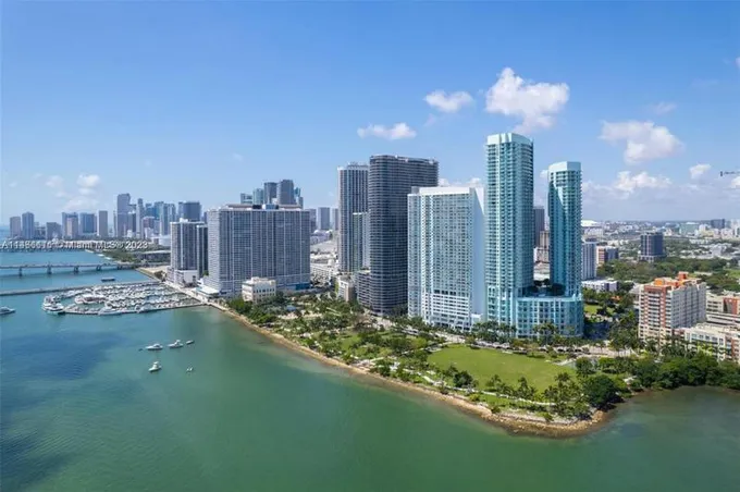 1717 N BAYSHORE DR # A-2952, Miami, FL 33132 Condominium For Sale  MLS# A11461111
