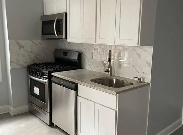 462 John F. Kennedy Blvd - Bayonne, NJ 07002 - Home For Rent
