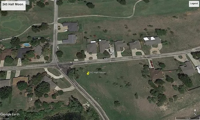 243 Half Moon Way, RUNAWAY BAY, TX 76426 for Sale
