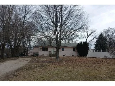 NE 3rd St for Sale
