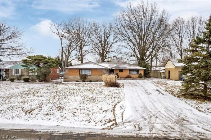 Seven Hills, Cuyahoga County, OH House for sale Property ID: 418710567