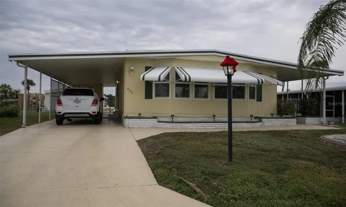 402 BRAVADO, NORTH PORT, FL 34287 Manufactured Home For Sale  MLS# T3487921