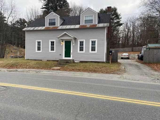 69 Maple St, Newport, NH 03773 - MLS 4981185 for Sale