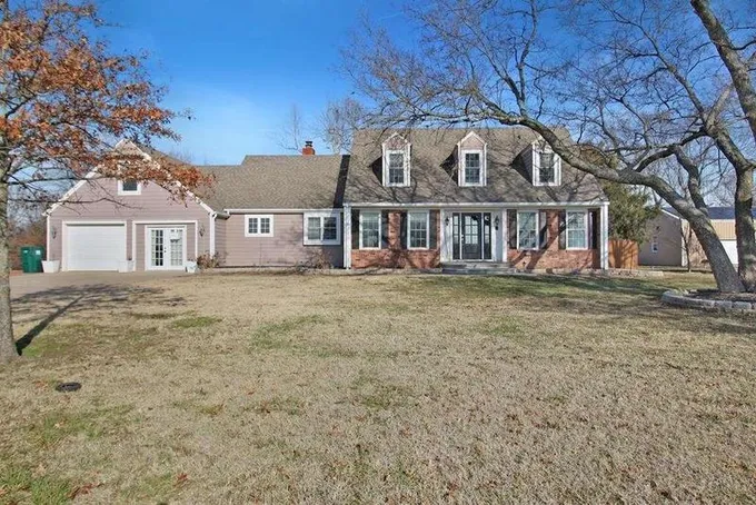 1700 Cedar Ridge Rd, Parsons, KS 67357  617886837 for Sale