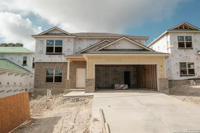 5526 Onyx Valley, San Antonio, TX 78242 for Sale