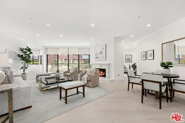 300 N Swall 256, Beverly Hills CA 90211 for Sale