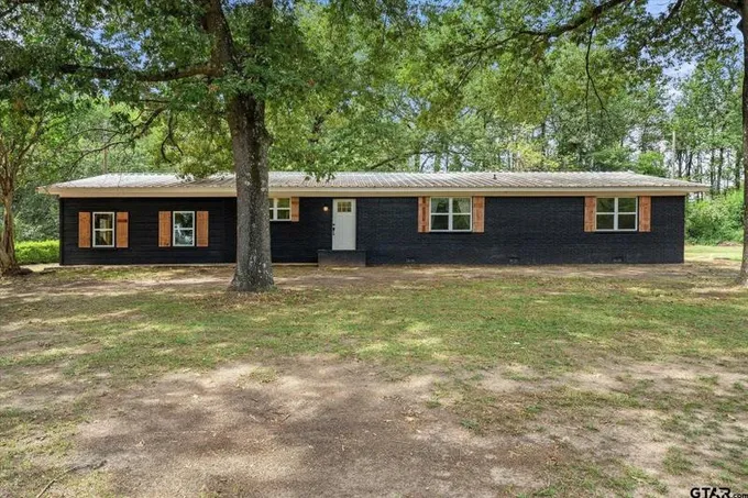 Mount Pleasant, Titus County, TX House for sale Property ID: 418629759