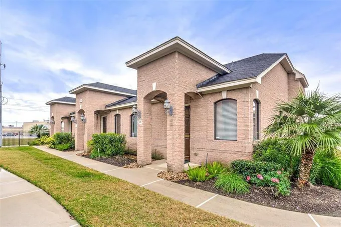 1828 Snake River Rd DE, Katy, TX 77449 for Sale