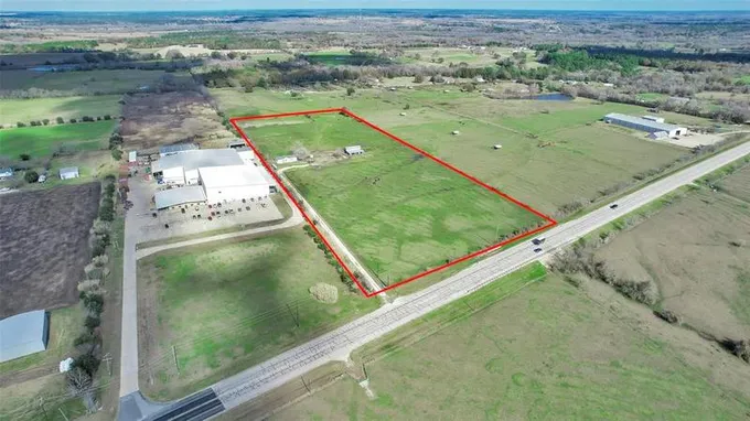 16823 Highway 105 E, Plantersville, TX 77363 for Sale