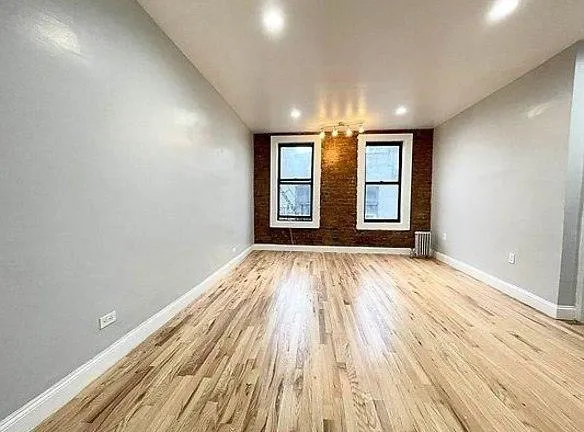 1110 Carroll Pl - Bronx, NY 10456 - Home For Rent