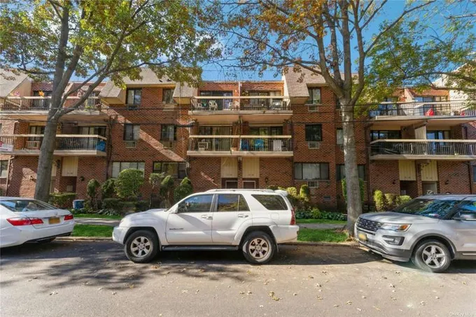 ND ST # 1, Fresh Meadows, NY 11365 Condominium For Sale  MLS# 3515635