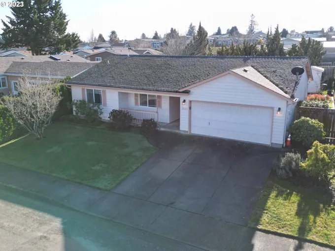 3466 LAKE VANESSA CIR, Salem OR 97304
