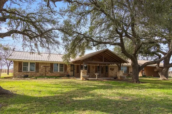 2401 Fm 1849, Brownwood, TX 76801 - MLS 20508662 for Sale