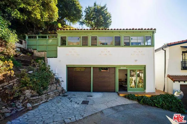 8024 Woodland, Los Angeles CA 90046 for Sale