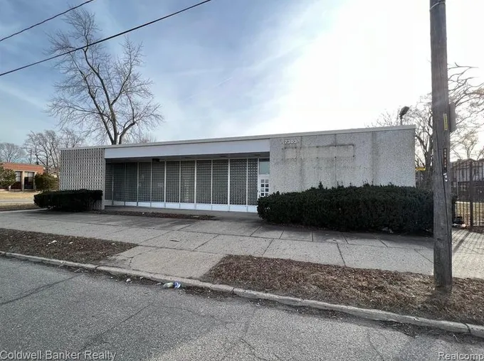 7303 W 7 Mile Rd, Detroit, MI 48221 - MLS 20230003458 for Sale