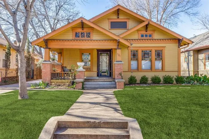 121 S Clinton Ave, Dallas, TX 75208 for Sale