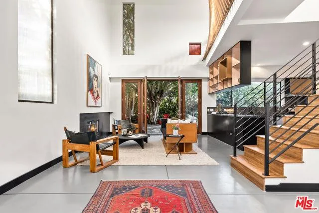11959 Charnock, Los Angeles CA 90066 for Sale