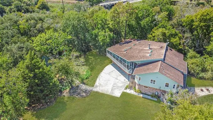 3520 County Road 159, Alvin, TX 77511 for Sale