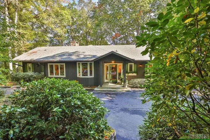 855 Moorewood Circle, Highlands, NC 28741  611833810 for Sale