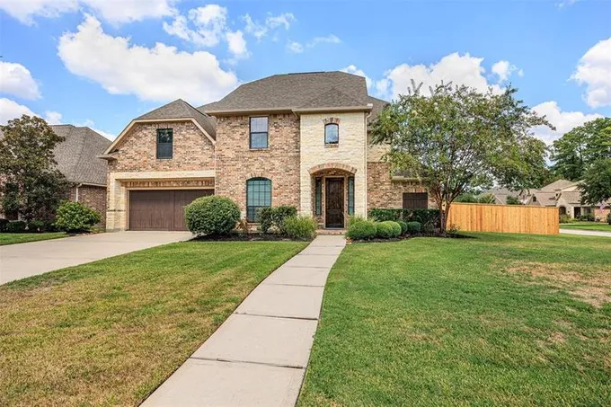 100 Silverstone Ln, CONROE, TX 77384 for Sale