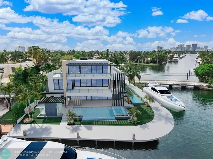 1400 W LAKE DR, Fort Lauderdale, FL 33316 Single Family Residence For Sale  MLS# F10398661