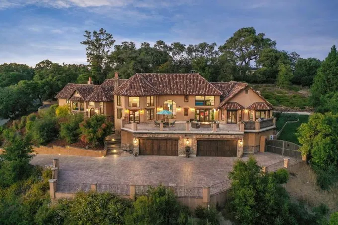 16491 S KENNEDY RD, LOS GATOS, CA 95030 Single Family Residence For Sale  MLS# ML81943826
