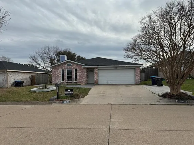 10921 Fandor St, Fort Worth, TX 76108 for Sale
