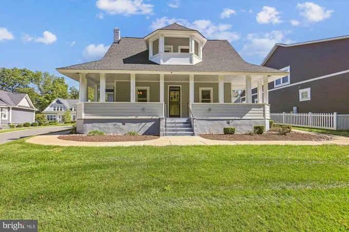 1106 MONROE ST, HERNDON, VA 20170 Single Family Residence For Sale  MLS# VAFX2151638