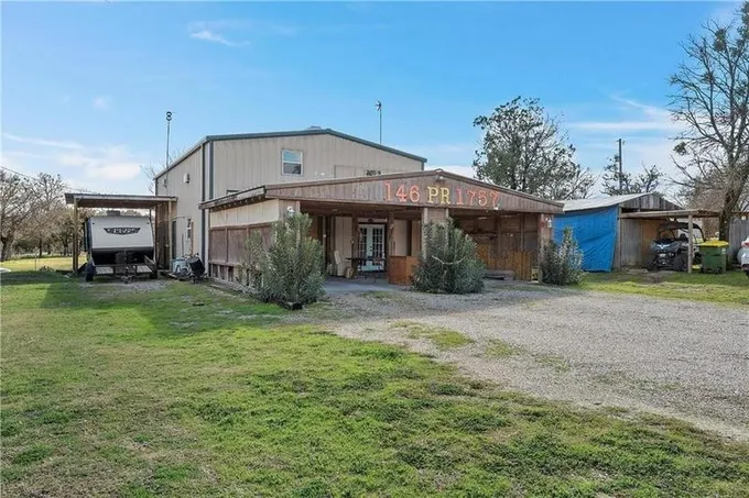 Clifton, Bosque County, TX House for sale Property ID: 418624666