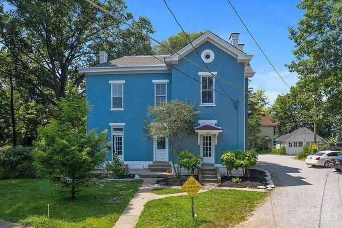 5618 Whitney Place, Cincinnati, OH 45227  621052402 for Rent