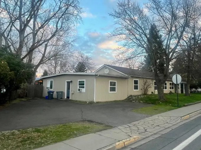 200 Walker Avenue, Ashland OR 97520 for Sale