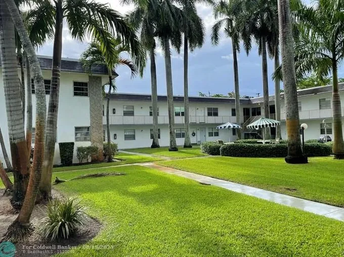 6211 SW 37th St #104, Davie, FL 33314 - MLS F10396080 for Sale