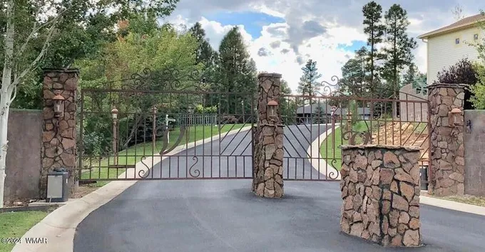 Show Low, Navajo County, AZ House for sale Property ID: 418715095
