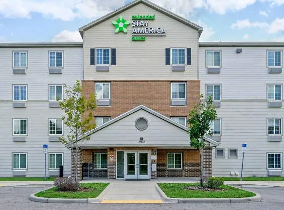 Furnished Studio - Clearwater Apartments - 15672 US Highway 19 North - Clearwater, FL Apartments for Rent