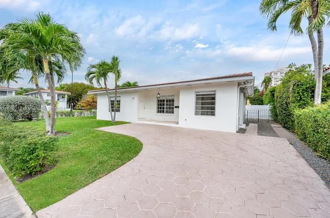 355 Malaga Ave #1, Coral Gables, FL 33134 - MLS A11510118 for Rent
