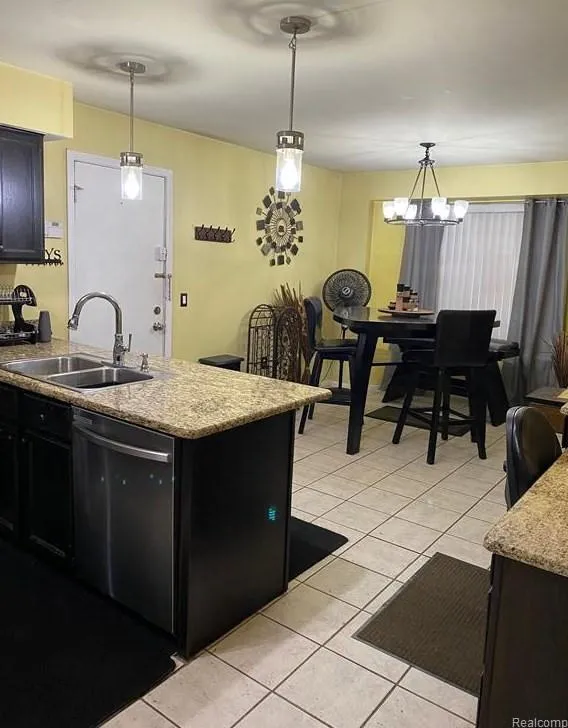27590 Evergreen Rd, Lathrup Village, MI 48076 - MLS 20230098477 for Sale