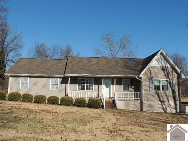 154 Lakeshore Dr, Mayfield, KY 42066  MLS# 124894 for Sale