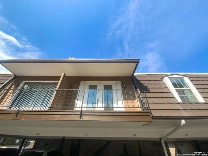8038 BROADWAY 228L, San Antonio, TX 78209-2602 for Sale