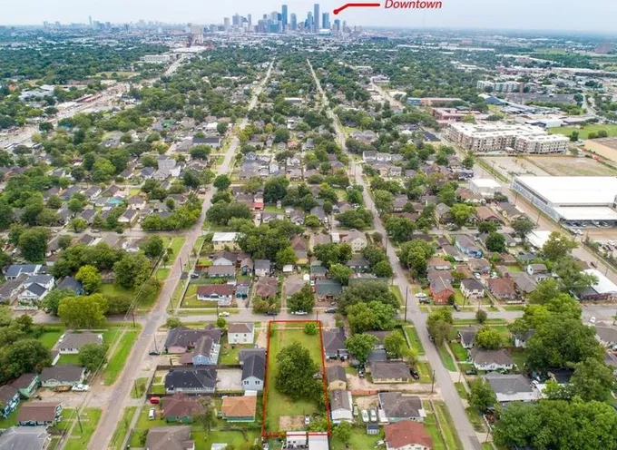 115 Greenwood St, Houston, TX 77011 - MLS 43334924 for Sale