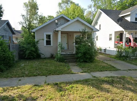 920 N Mason St - Saginaw, MI 48602 - Home For Rent