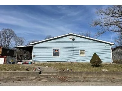 E Highland St for Sale