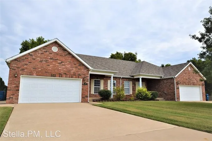 1007 Southgate Circle  1005 Southgate Circle for Sale