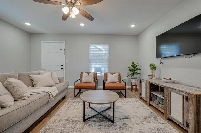 104 E Kirby, Quinlan, TX 75474 for Sale