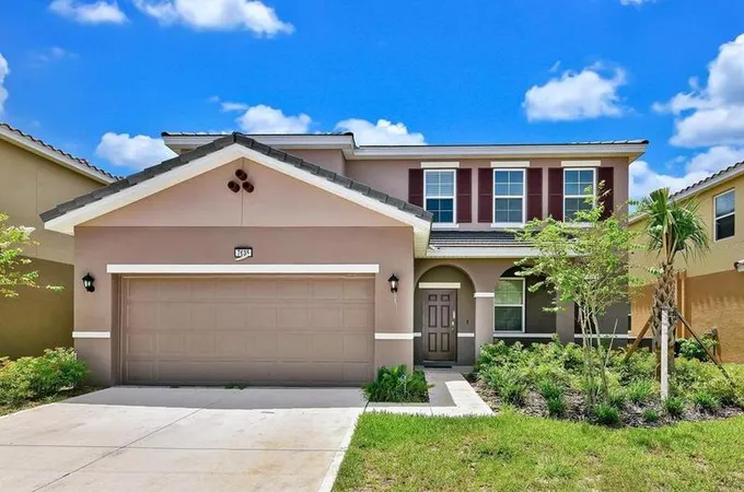 7635 Oakmoss Loop, Davenport, FL 33837 - MLS S5088111 for Sale