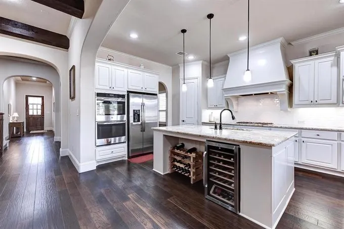 159 S Waterhaven Cir, Montgomery, TX 77316 for Sale